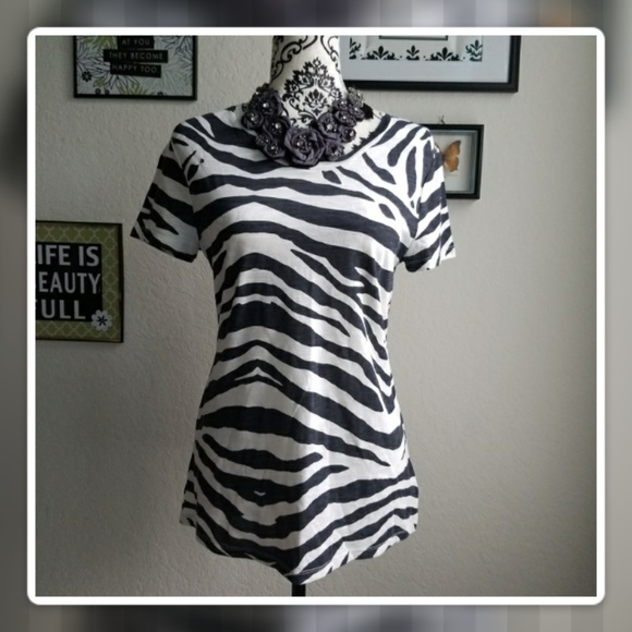 Old Navy Tops - OLD NAVY Zebra animal blouse Top S